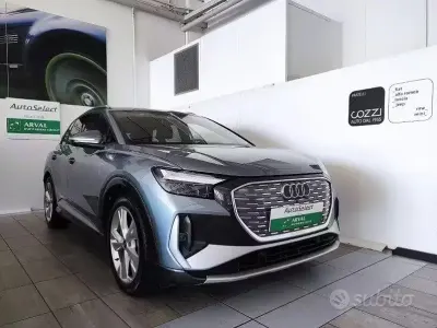 Usata Audi Q4 e-tron S-Line 69 kW (95 CV) 2023 Grigio SUV