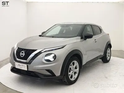 Używany Nissan Juke Tekna 114 KM (83 kW) 2021 Szary SUV