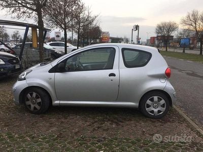 Usata Toyota Aygo 68 CV (50 kW) 2007 Utilitaria