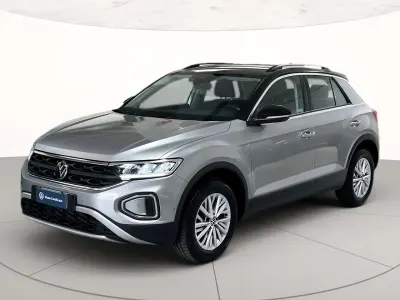 Usata VW T-Roc Life 150 CV (110 kW) 2025 Pyrit silver metallizzato nero SUV