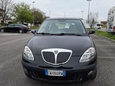 Usata Lancia Ypsilon 80 CV (58 kW) 2005 Nero Utilitaria