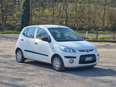 Usata Hyundai i10 Active 64 CV (47 kW) 2009 Bianco Utilitaria