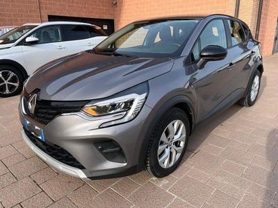Usata Renault Captur Intens 90 CV (66 kW) 2022 Grigio SUV
