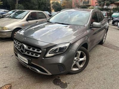 Mercedes GLA220