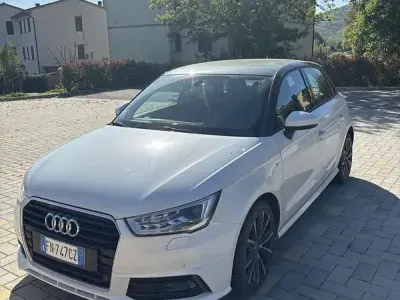 Usata Audi A1 Sportback Admired 95 CV (69 kW) 2018 Bianco Utilitaria
