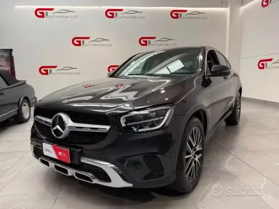 Usata Mercedes GLC200 Premium 163 CV (119 kW) 2020 Grigio SUV