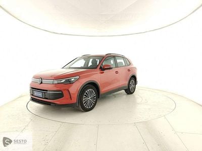 Usata VW Tiguan Life 150 CV (110 kW) 2024 Rosso SUV