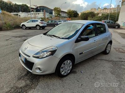 Usata Renault Clio II 86 CV (63 kW) 2010