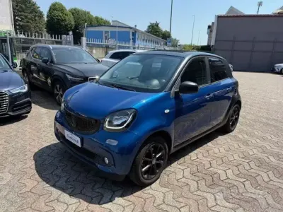 Usata Smart ForFour Passion 71 CV (52 kW) 2018 Blu Utilitaria