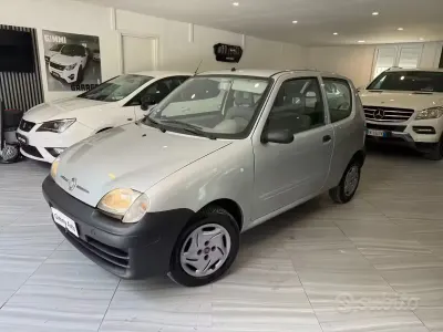 Usata Fiat 600 54 CV (39 kW) 2009 Grigio Utilitaria