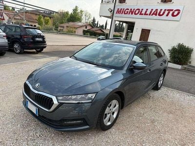 Usata Skoda Octavia Executive 150 CV (110 kW) 2020 Grigio scuro Station wagon