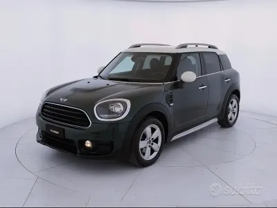 Usata Mini Cooper D Countryman 150 CV (110 kW) 2017 Verde SUV