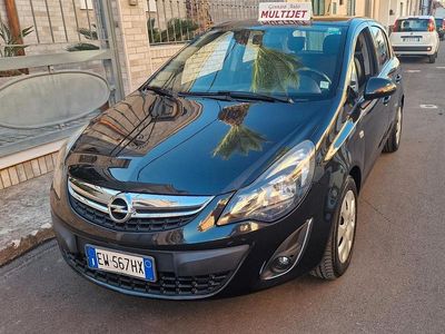 Usata Opel Corsa 95 CV (69 kW) 2014 Nero Berlina