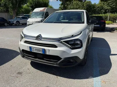 Usata Citroën C4 131 CV (96 kW) 2024 Bianco SUV
