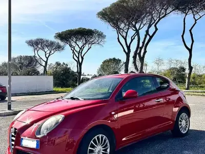 Usata Alfa Romeo MiTo 70 CV (51 kW) 2015 Rosso Utilitaria