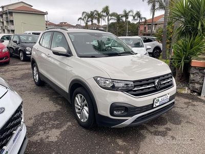 Usata VW T-Cross Style 110 CV (80 kW) 2023 Beige SUV