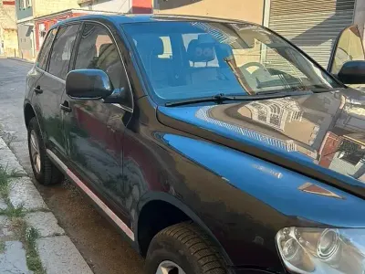 Usata VW Touareg 174 CV (127 kW) 2004 Nero SUV