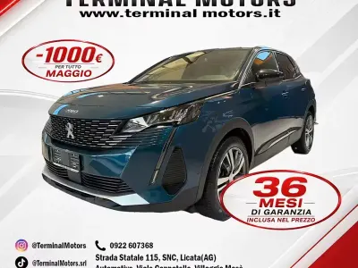 Gebraucht Peugeot 3008 Allure 131 PS (96 kW) 2022 Blau SUV