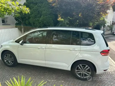 Usata VW Touran Edition 150 CV (110 kW) 2024 Bianco Monovolume