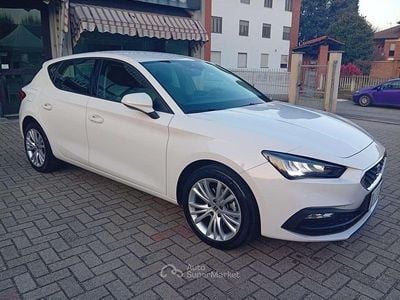 Usata Seat Leon Style 131 CV (96 kW) 2022 Bianco Berlina