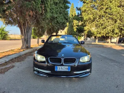Usata BMW 320 183 CV (134 kW) 2010 Nero Berlina