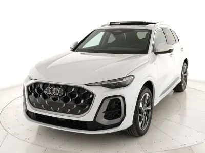 Nuova Audi Q5 Business 204 CV (150 kW) 2025 Bianco SUV