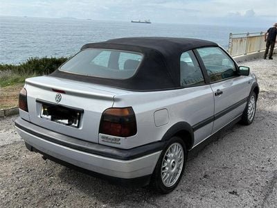 Grigio Usata 1998 VW Golf Cabriolet Highline Cabrio | 7000 € (Cara)