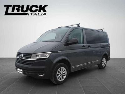 Usata VW Transporter 150 CV (110 kW) 2022 Grigio scuro Furgone