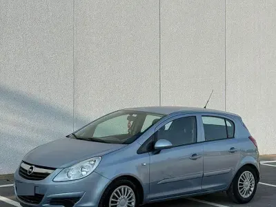 Usata Opel Corsa 80 CV (58 kW) 2007 Bluazzurro Utilitaria