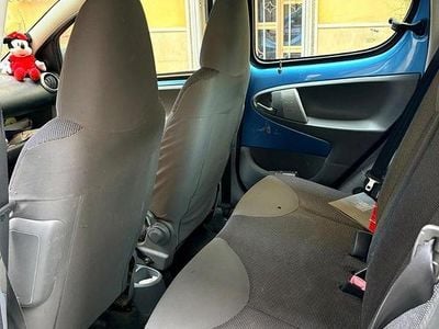 Usata Peugeot 107 68 CV (50 kW) 2007 Blu Utilitaria