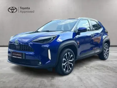 Usata Toyota Yaris Cross Trend 116 CV (85 kW) 2022 Dark blue SUV