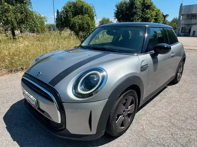 Usata Mini Cooper 136 CV (100 kW) 2023 Grigio Utilitaria