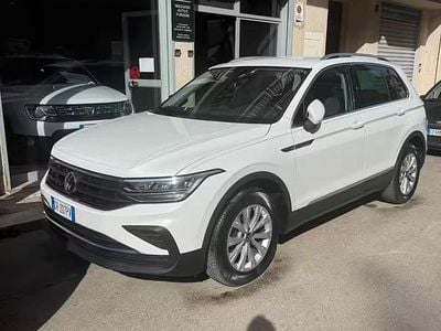 Begagnad VW Tiguan Life 150 HK (110 kW) 2021 Vit SUV