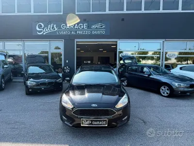 Usata Ford Focus 100 CV (73 kW) 2015 Nero Station wagon