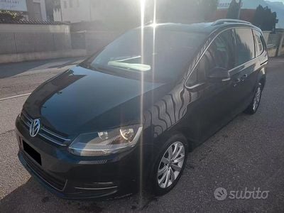 Begagnad VW Sharan Highline 2011 Svart Minibuss