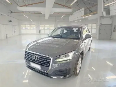 Gebraucht Audi Q2 Business 116 PS (85 kW) 2020 Grau SUV