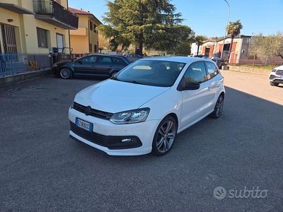 Begagnad VW Polo 75 HK (55 kW) 2015 Vit Sedan
