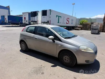 Usata Fiat Grande Punto 65 CV (47 kW) 2007 Utilitaria
