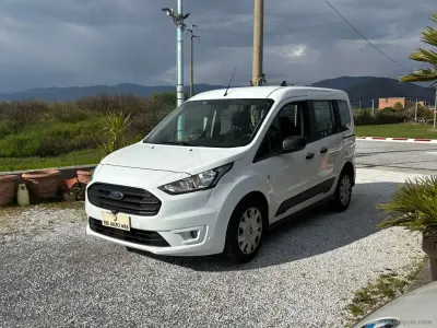 Occasion Ford Transit Trend 101 ch (74 kW) 2023 Blanc Break