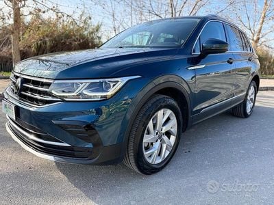 Usata VW Tiguan Elegance 200 CV (147 kW) 2023 Blu SUV