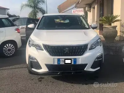 Usata Peugeot 3008 Business-Line 120 CV (88 kW) 2018 Bianco SUV
