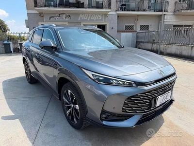 Usata MG HS Luxury 170 CV (125 kW) 2024 Grigio SUV