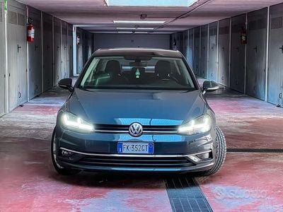 Usata VW Golf VII Highline 116 CV (85 kW) 2017 Grigio Berlina