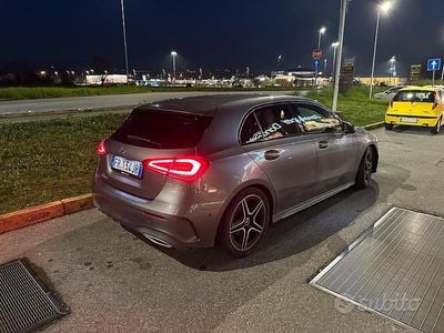 Usata Mercedes A180 Premium 116 CV (85 kW) 2018 Grigio Berlina