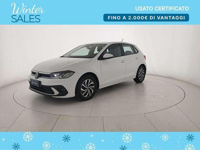 Pure white Usata 2022 VW Polo Life Berlina | 17.400 € (Buon prezzo)