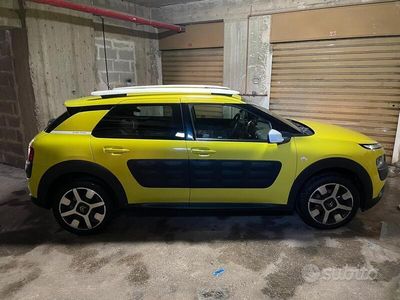 Usata Citroën C4 Cactus Feel 82 CV (60 kW) 2014 Giallo Utilitaria