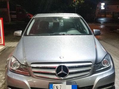 Mercedes C200