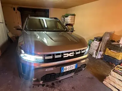 Usata Dacia Duster 101 CV (74 kW) 2025 Grigio Station wagon