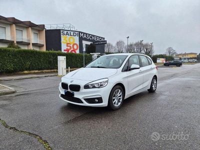 Usata BMW 216 Comfort Edition 116 CV (85 kW) 2017 Bianco Monovolume