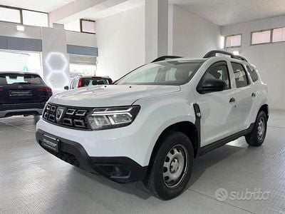Usata Dacia Duster Essentiel 100 CV (73 kW) 2021 Bianco SUV